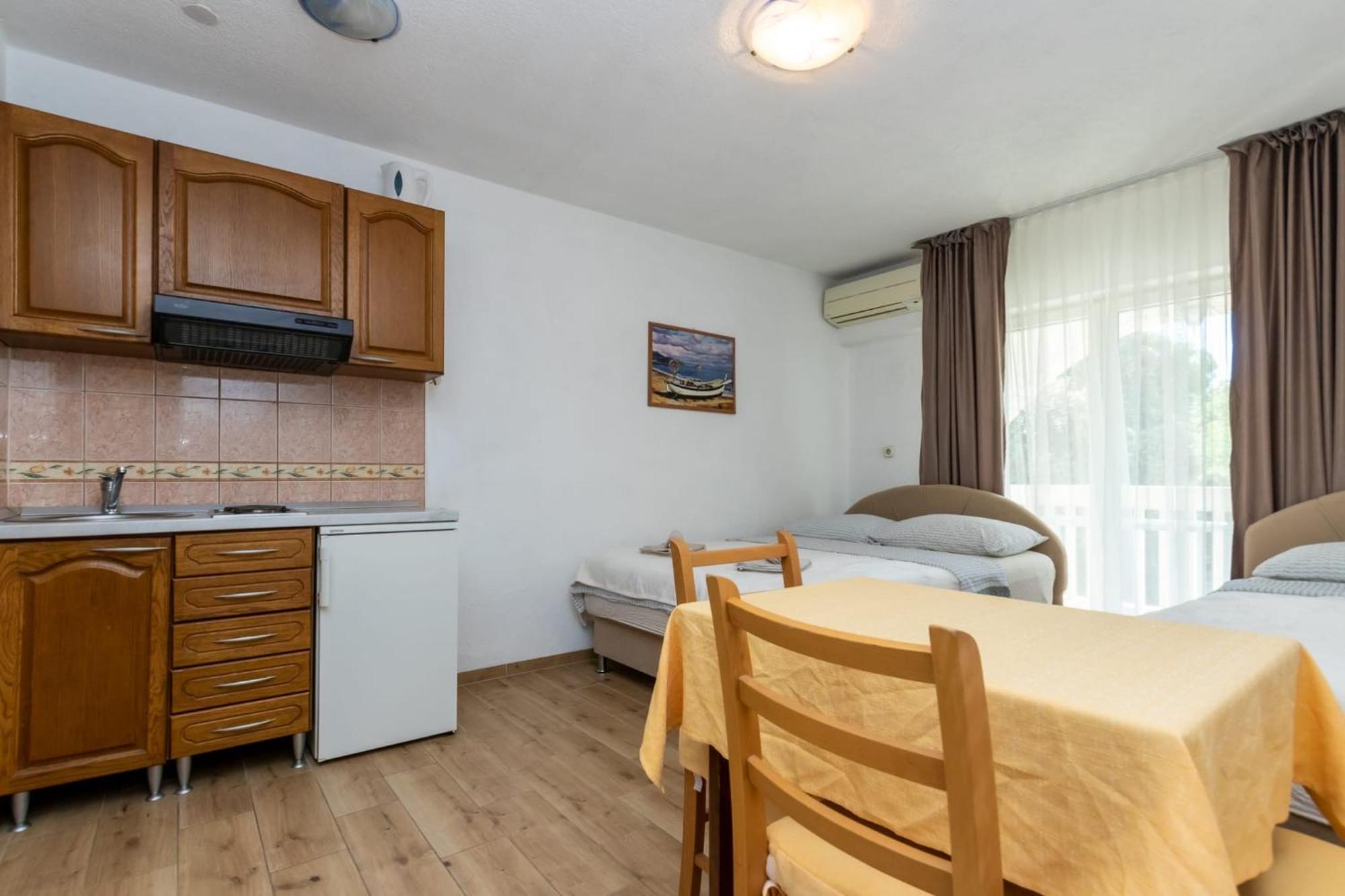 Apartments Dino Kaštela Zewnętrze zdjęcie